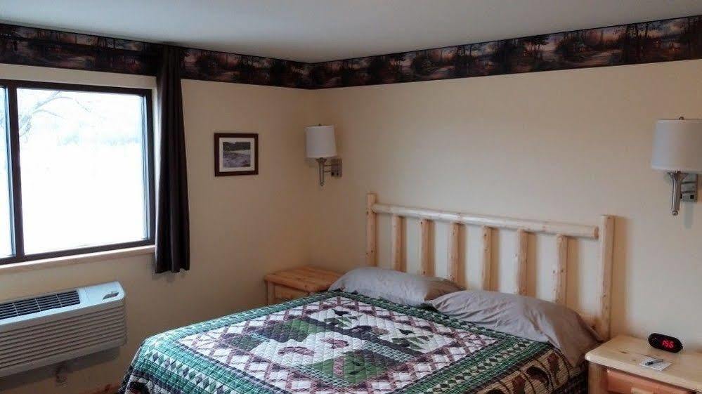 Cold Spring Riverside Inn מראה חיצוני תמונה